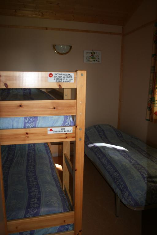 La Ptite Ferme De Caro Hotell Meyrignac-lʼÉglise Exteriör bild