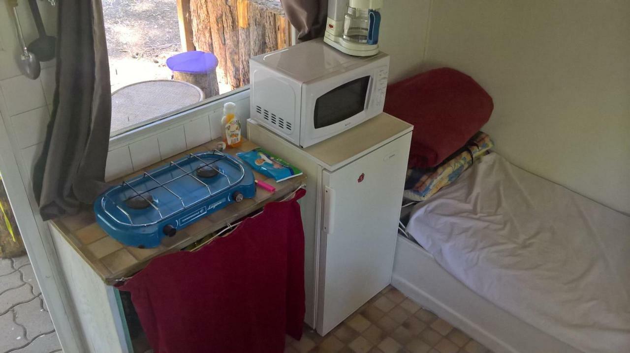 La Ptite Ferme De Caro Hotell Meyrignac-lʼÉglise Exteriör bild